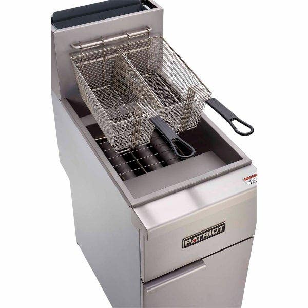 Patriot PT-F4-NG 45-50 lb. Natural Gas Fryer with Stainless Steel Pot 15-1/2"W Showing Open Pot