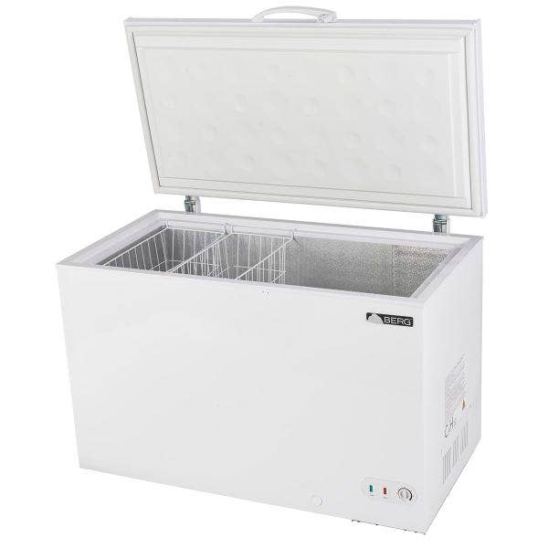Berg BD-450 13 cu. ft. Solid Top Chest Freezer 50-1/4"W